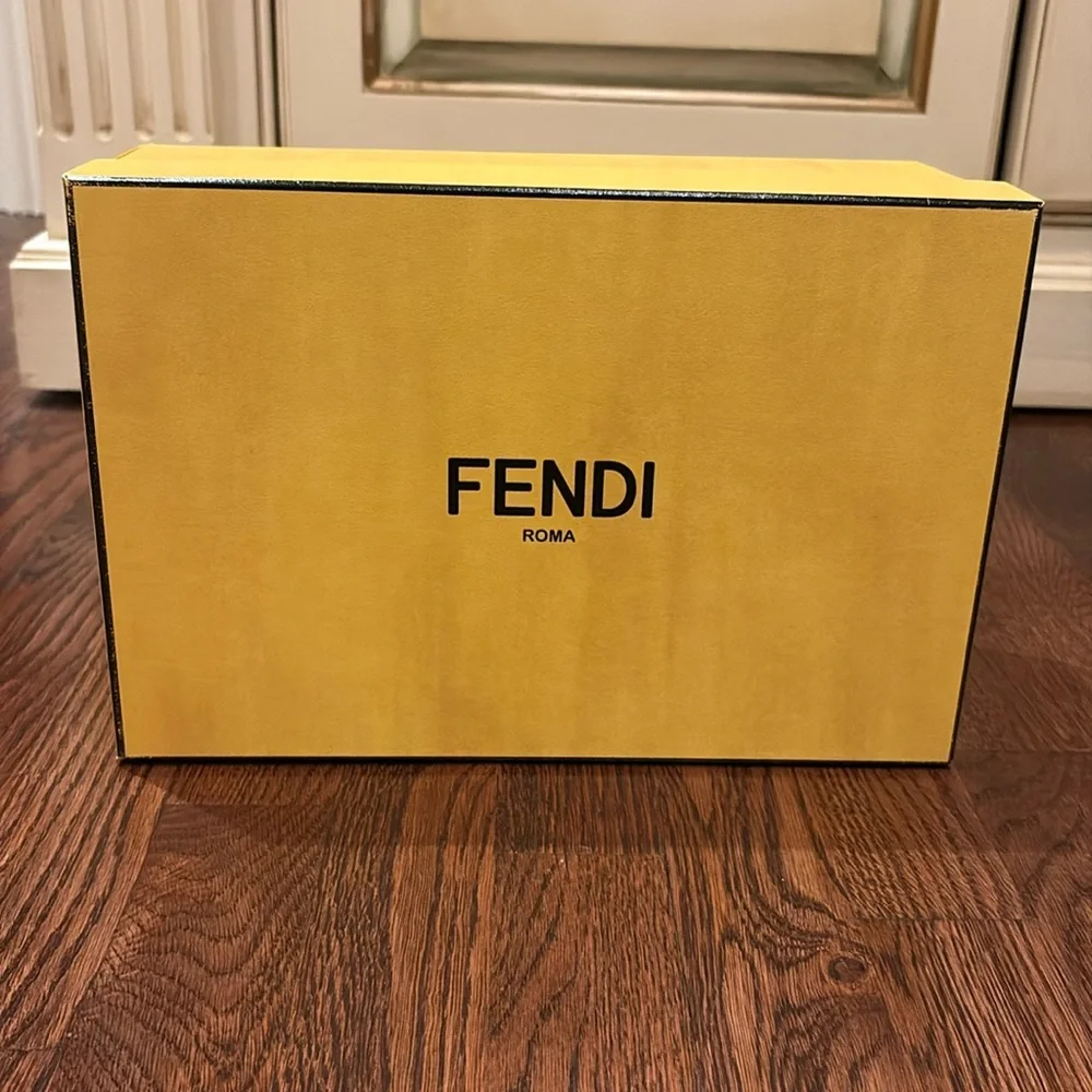 Fendi Bright Yellow Shoe Box - Picture 1 of 2